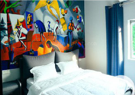 漳平对于酒店的墙体彩绘而言更注重哪些方面？